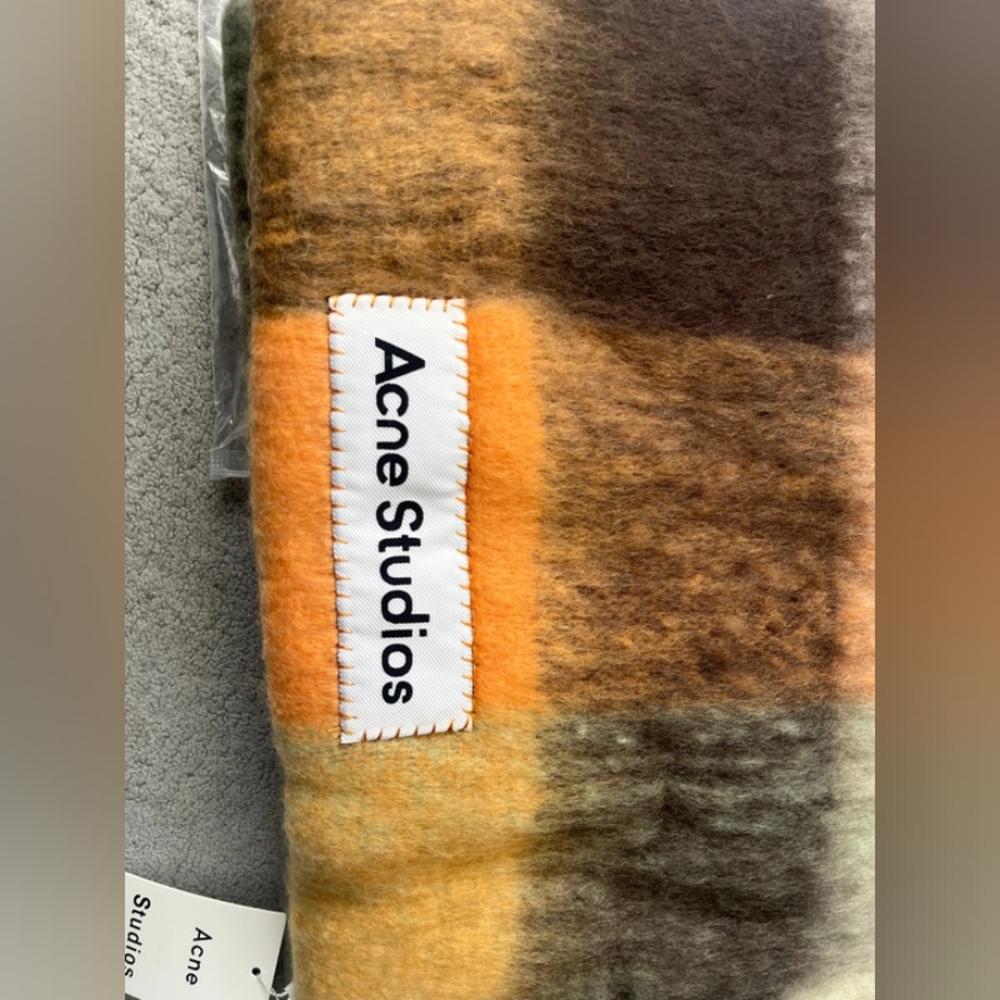 Acne Studios Multicolor Plaid Scarf - Picture 3 of 3